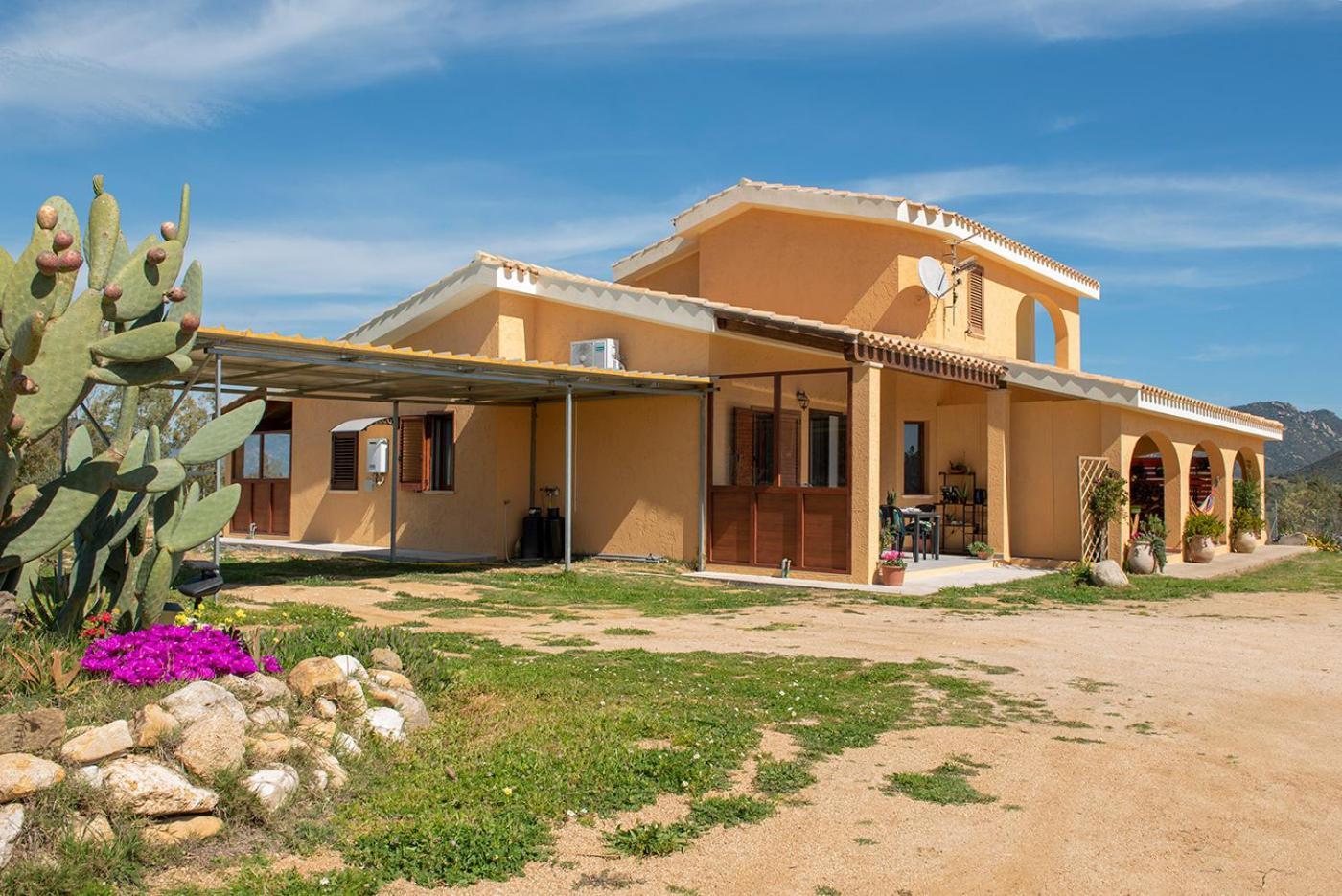 Beth La Casa Della Luna Annunziata  Exterior photo